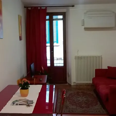 Apartment Center Town *