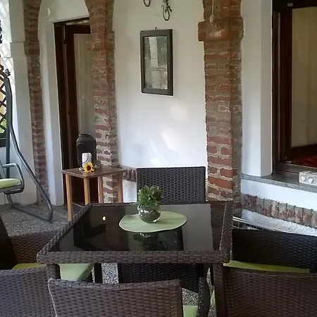 Center Town Apartment